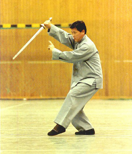 Tung Kai Ying - Démonstration épée